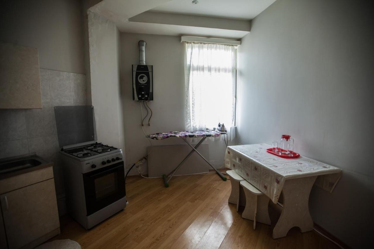 Sunny Apartments. Tbilisi. 300 Aragveli Екстер'єр фото
